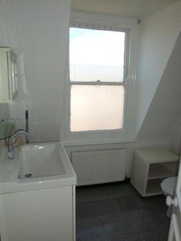 			NEW INSTRUCTION, 3 Bedroom, 1 bath, 1 reception Flat			 Honeybourne Road, WEST HAMPSTEAD